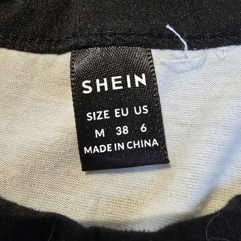Shein crop cherry 8 medium - Picture 7 of 8